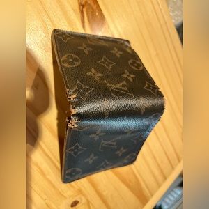 Well Used Authentic Louis Vuitton wallet